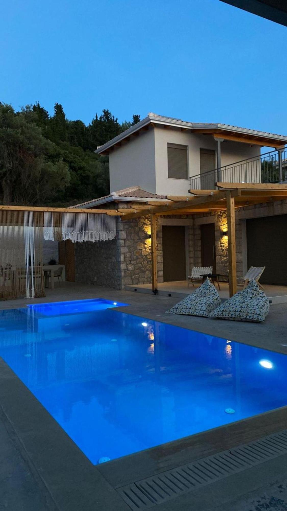 Zephyros Villas - Agios Nikitas Exterior photo